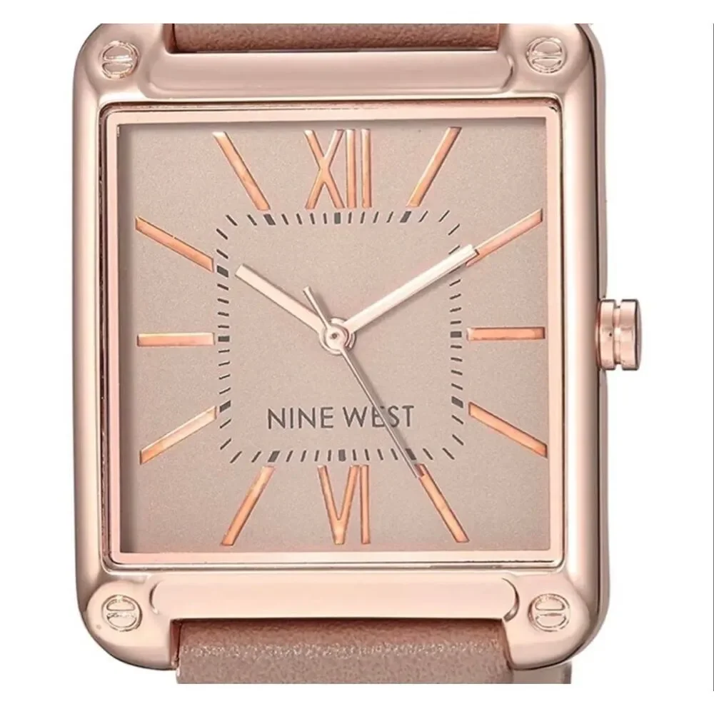 Nine West unisex gold