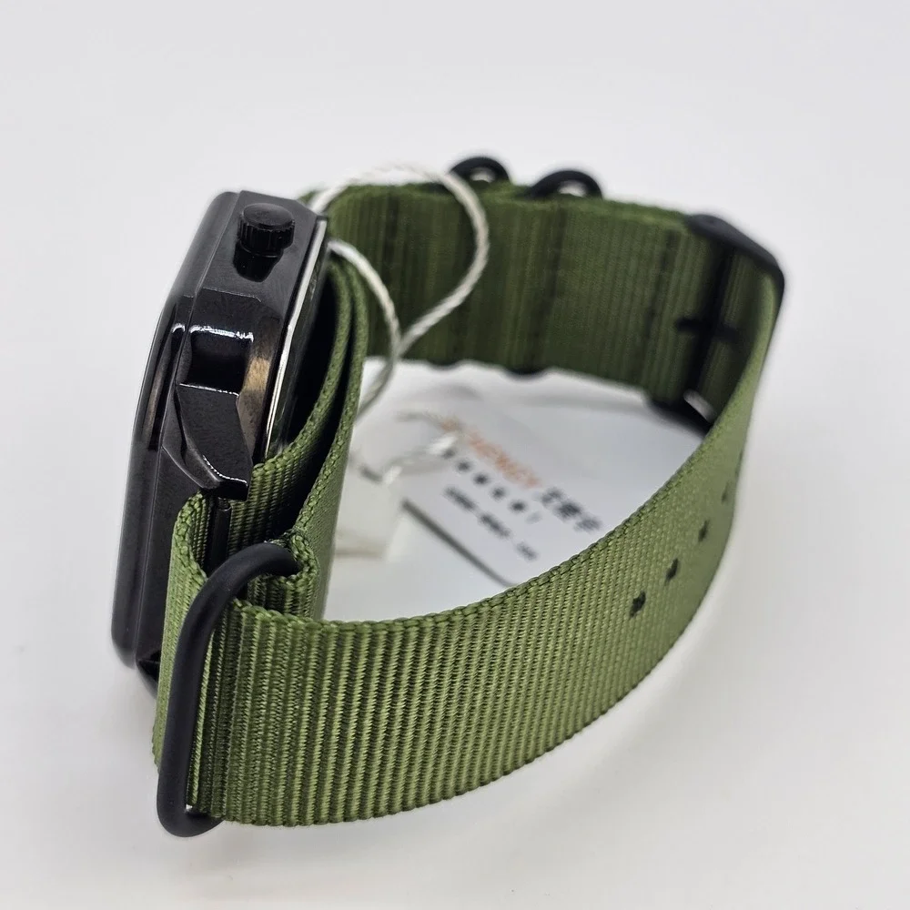 Men's Watch‎ 42MM Black Dial Black Case Date Army Green Canvas Band New Battery