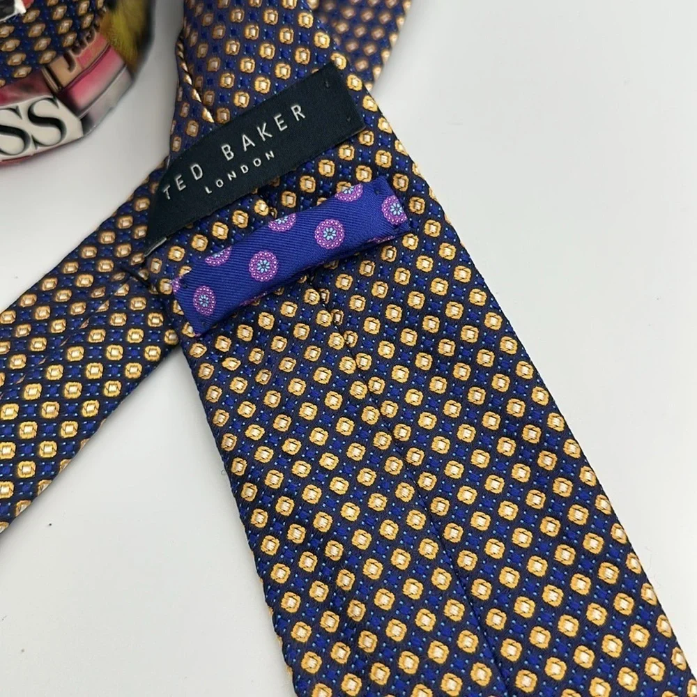 Ted Baker London Silk Tie 3”wide 61” Long