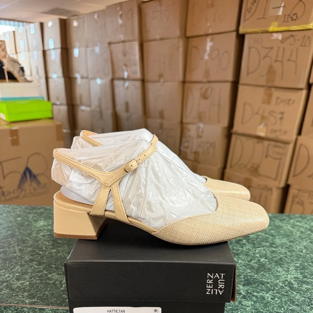 Naturalizer hattie strappy