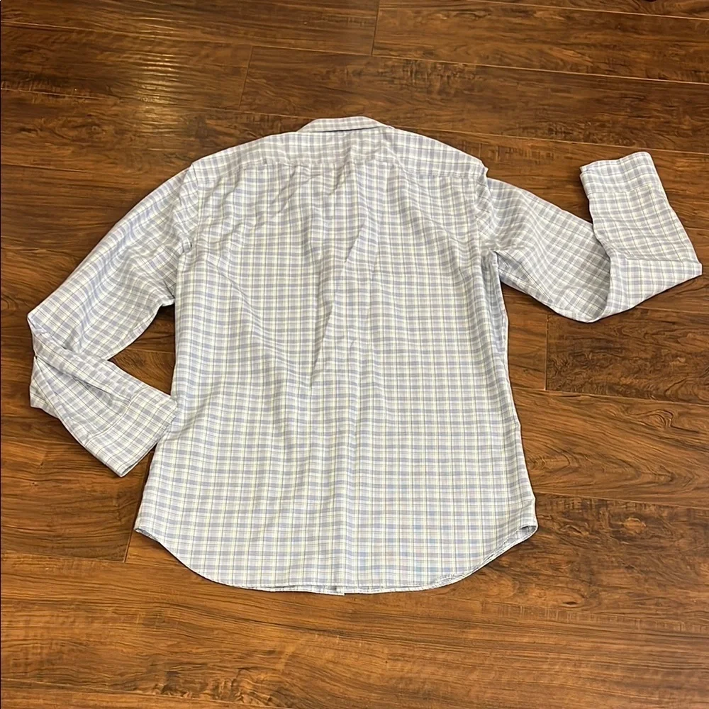 Men's Banana Republic Non-Ironed Tailored Slim Fit Plaid Shirt, Size M.