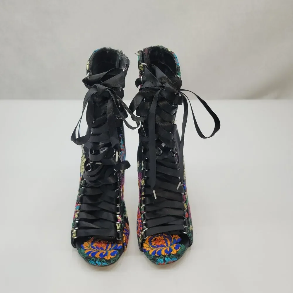 Steve Madden make bold