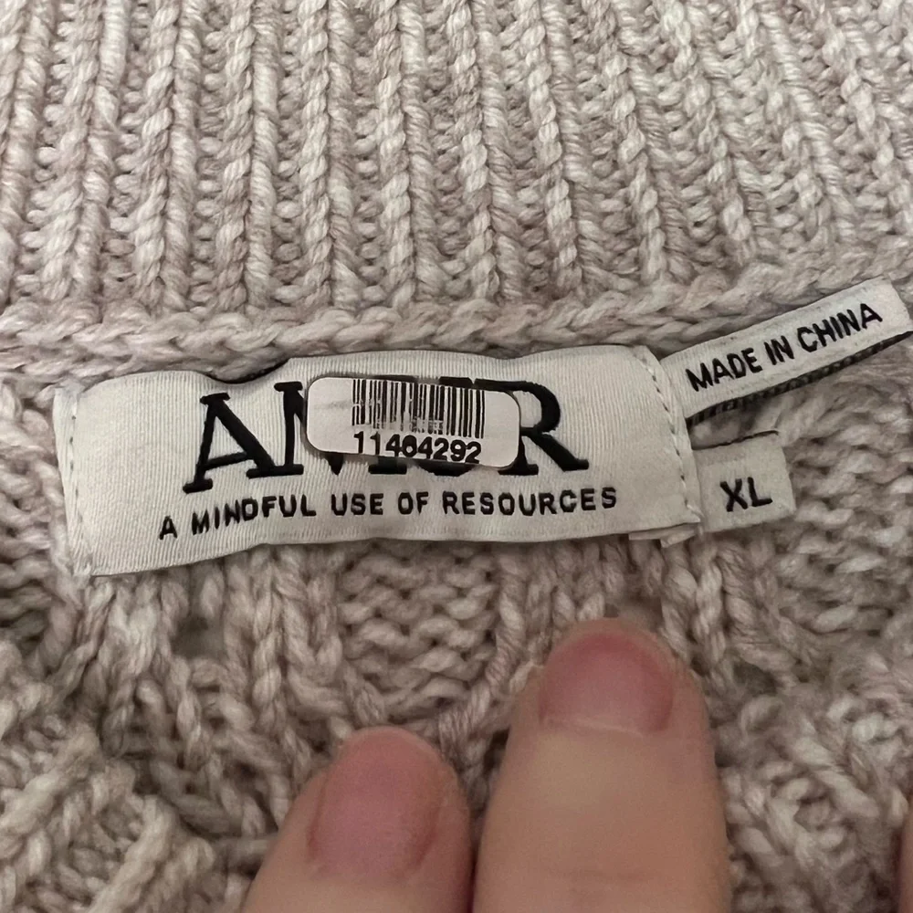 AMUR this cable