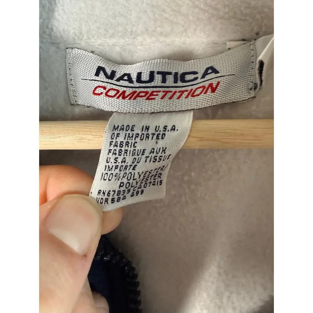 Nautica as zipper hood