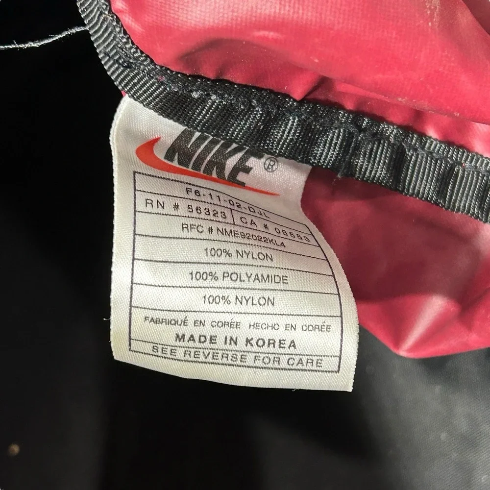 Nike Gym Duffel Bag Vintage 90s Y2K Red Black Travel Large 21