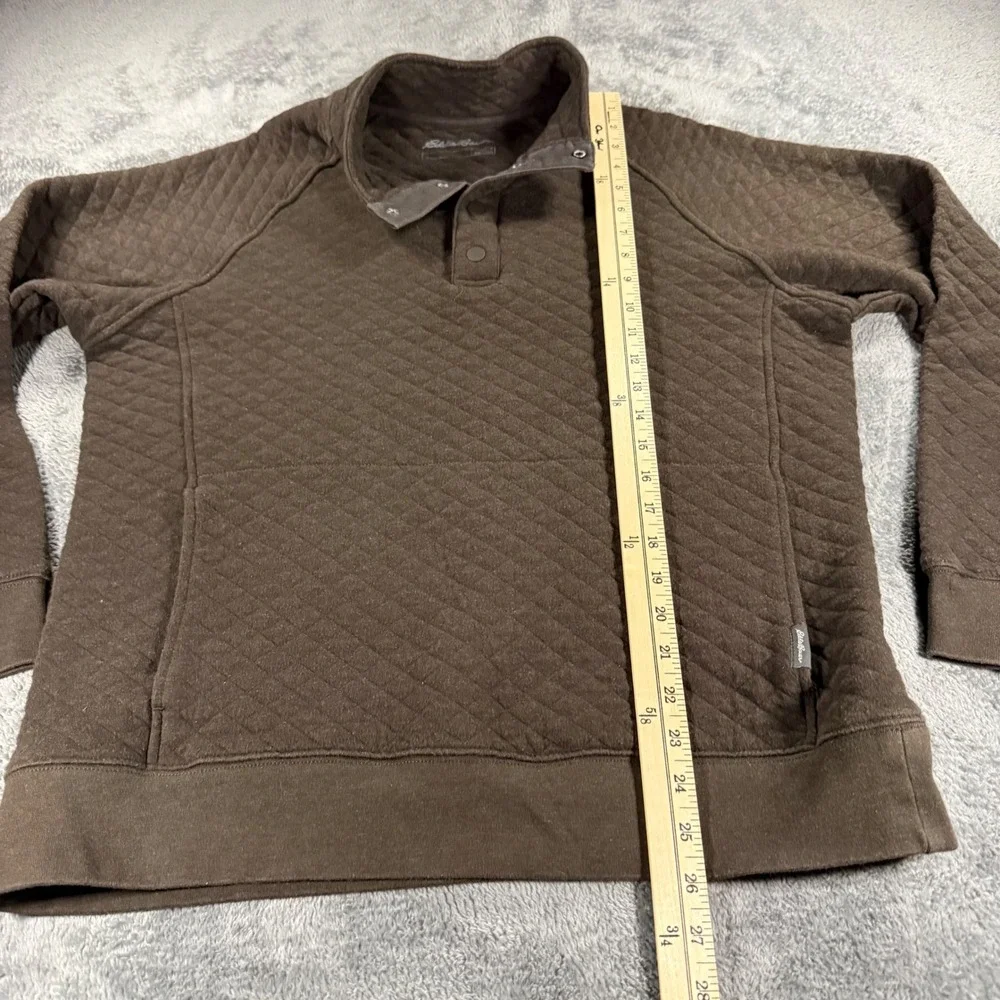 Eddie Bauer pocket stitched