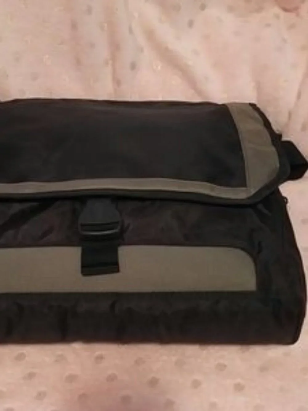 Targus Messenger Unisex Laptop Computer Briefcase Heavy Duty Travel Bag