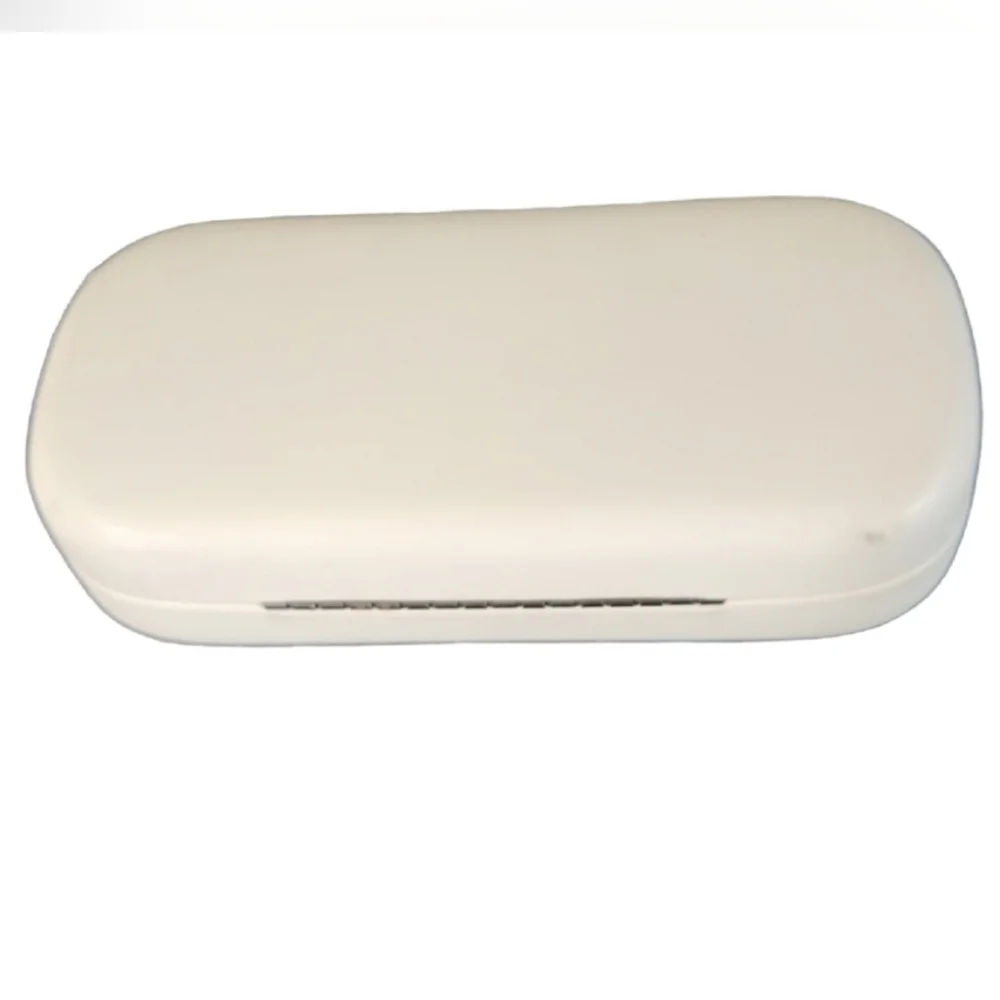 Marc Jacobs white case