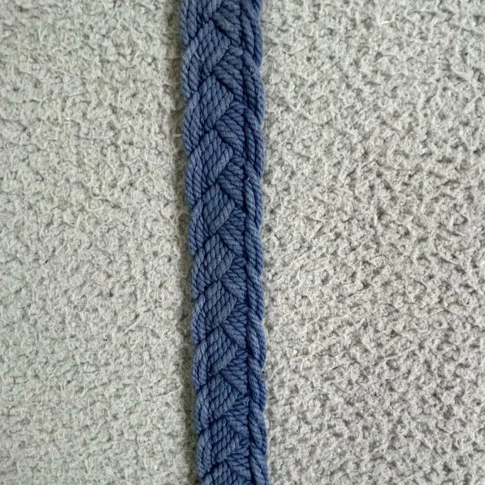 Vineyard Vines Mens blue and Brown Leather Belt size 42