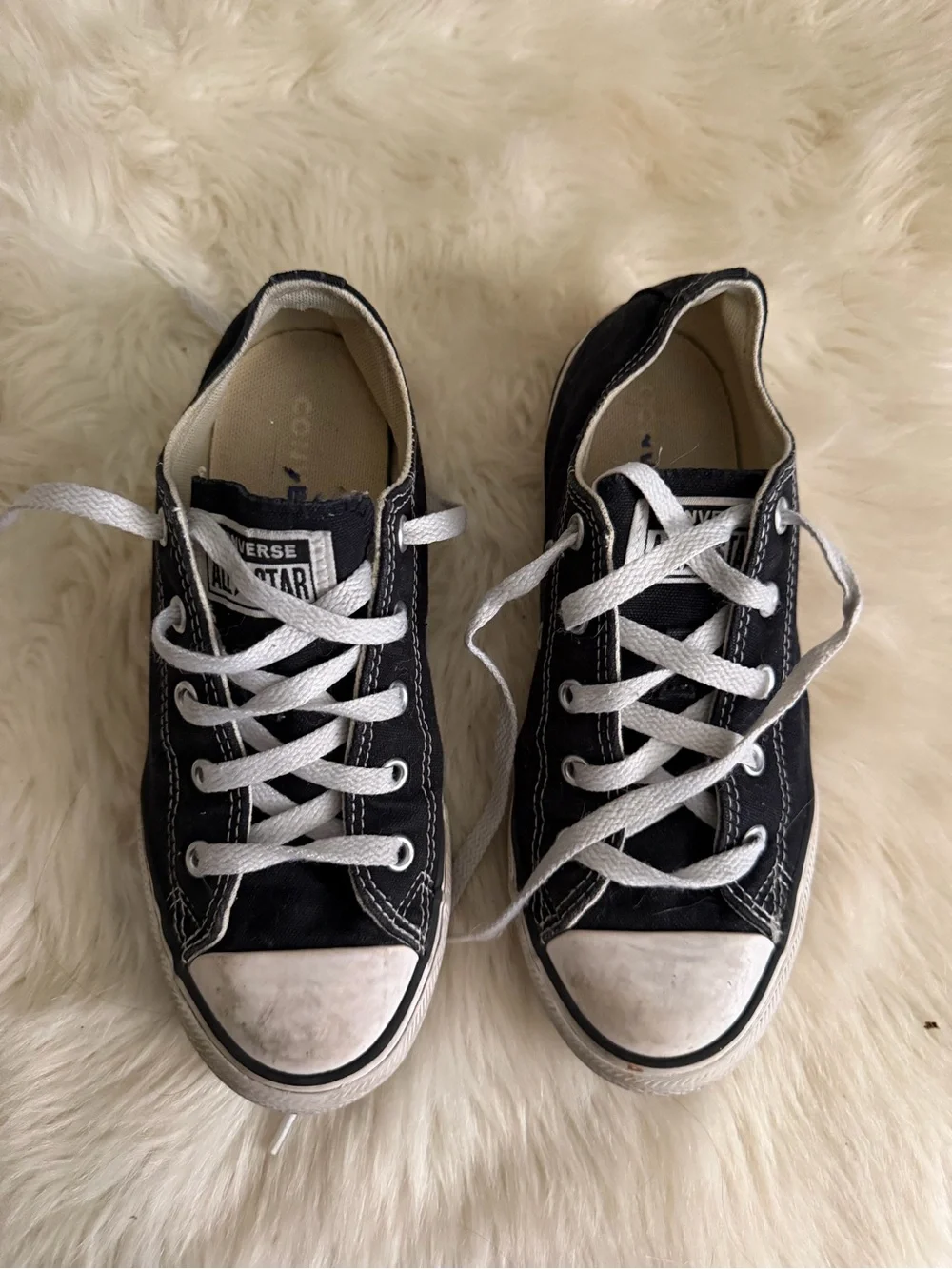 Converse up durable