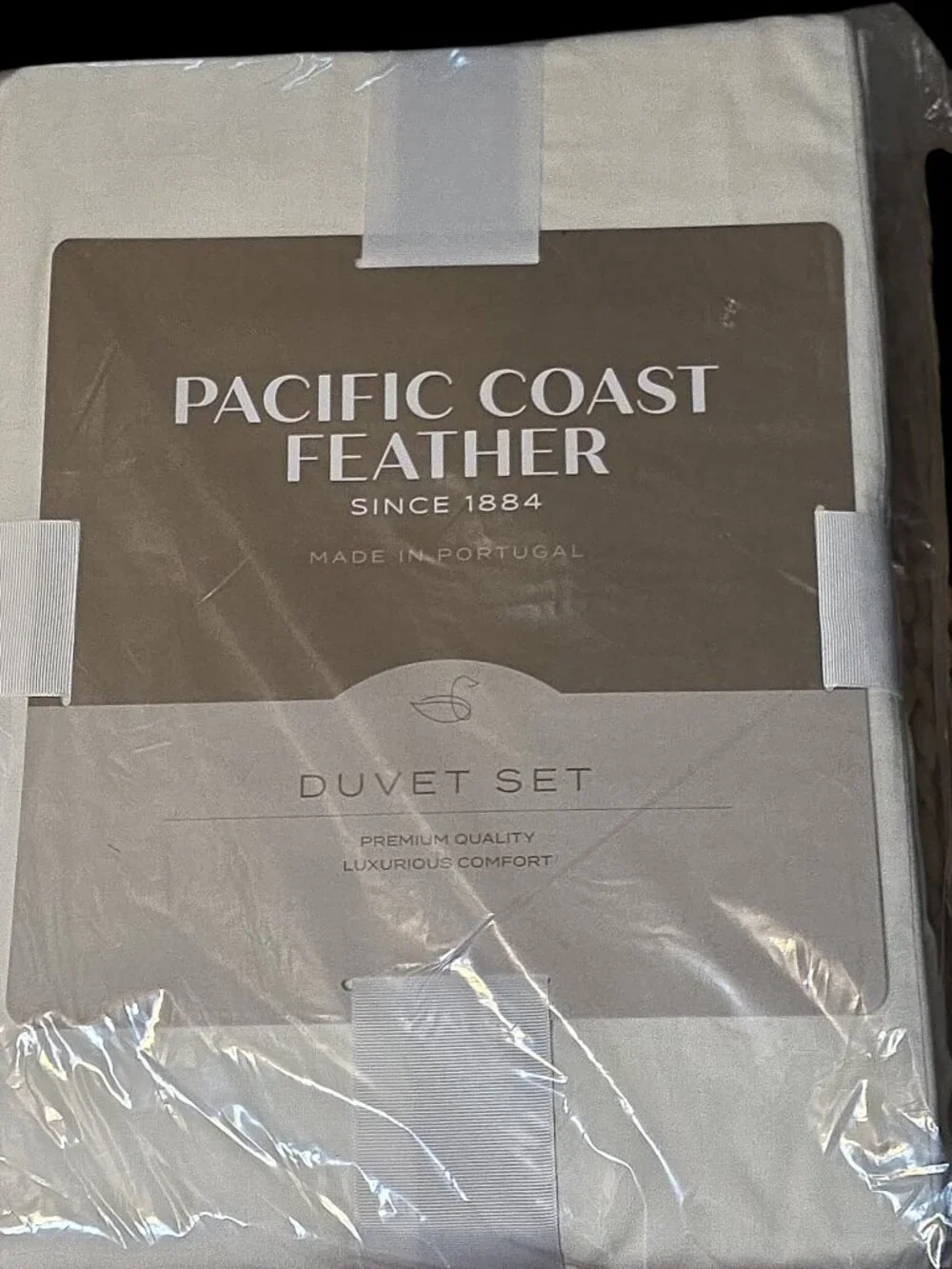 NIP QUEEN Size Pacific Coast Feather 