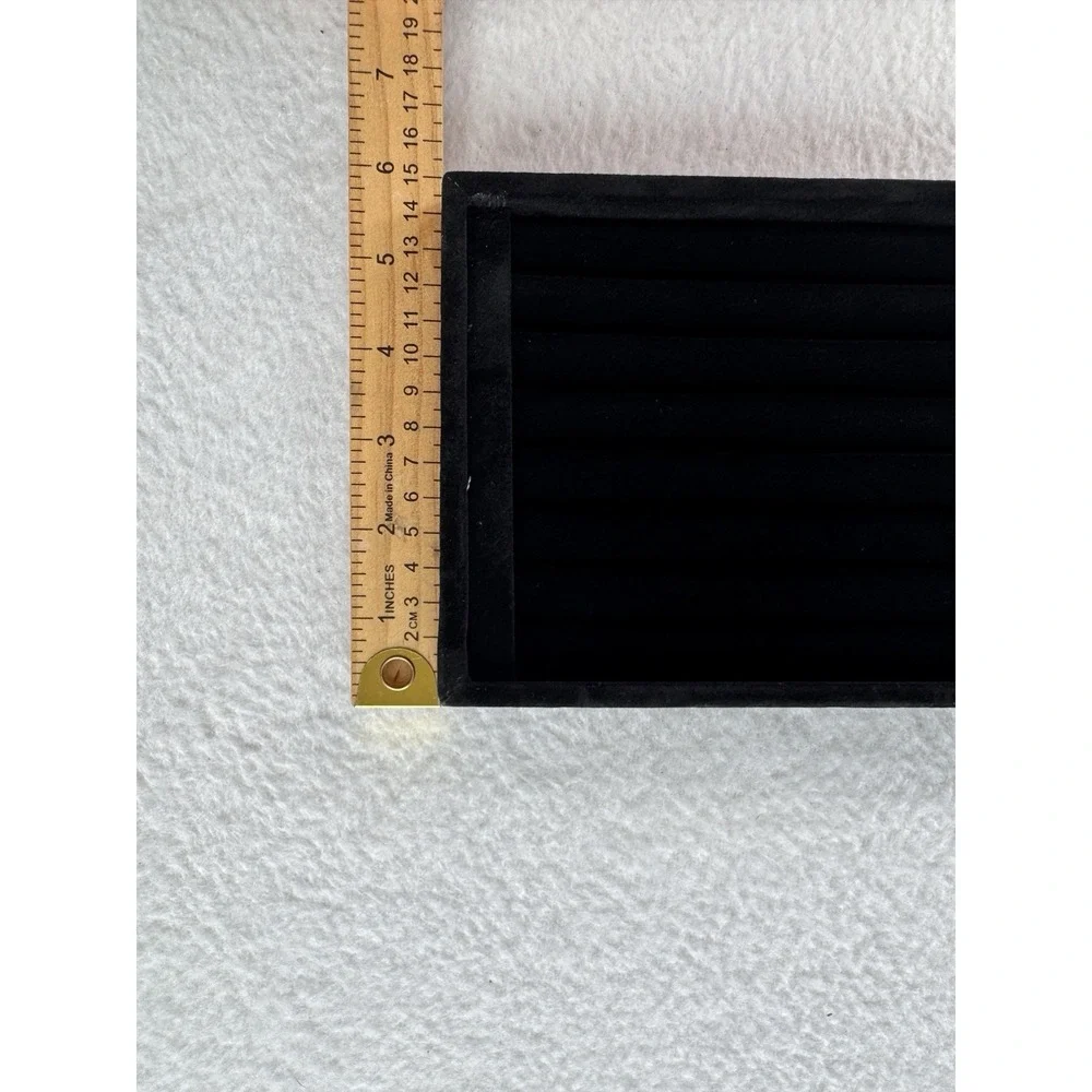 TheDisplayGuys For Your Modern Living black velvet