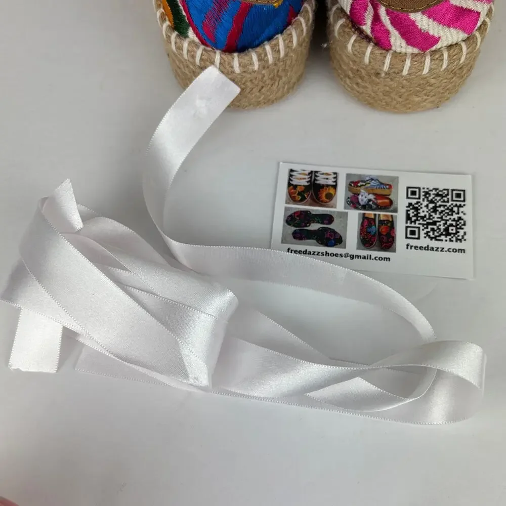 Freedazz embroidery cushioned soles