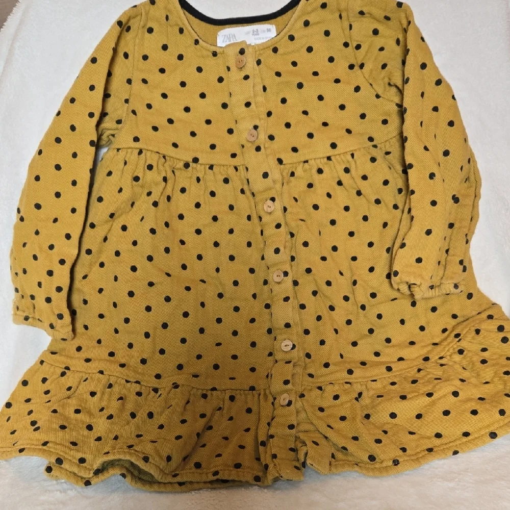 Zara stylish yellow