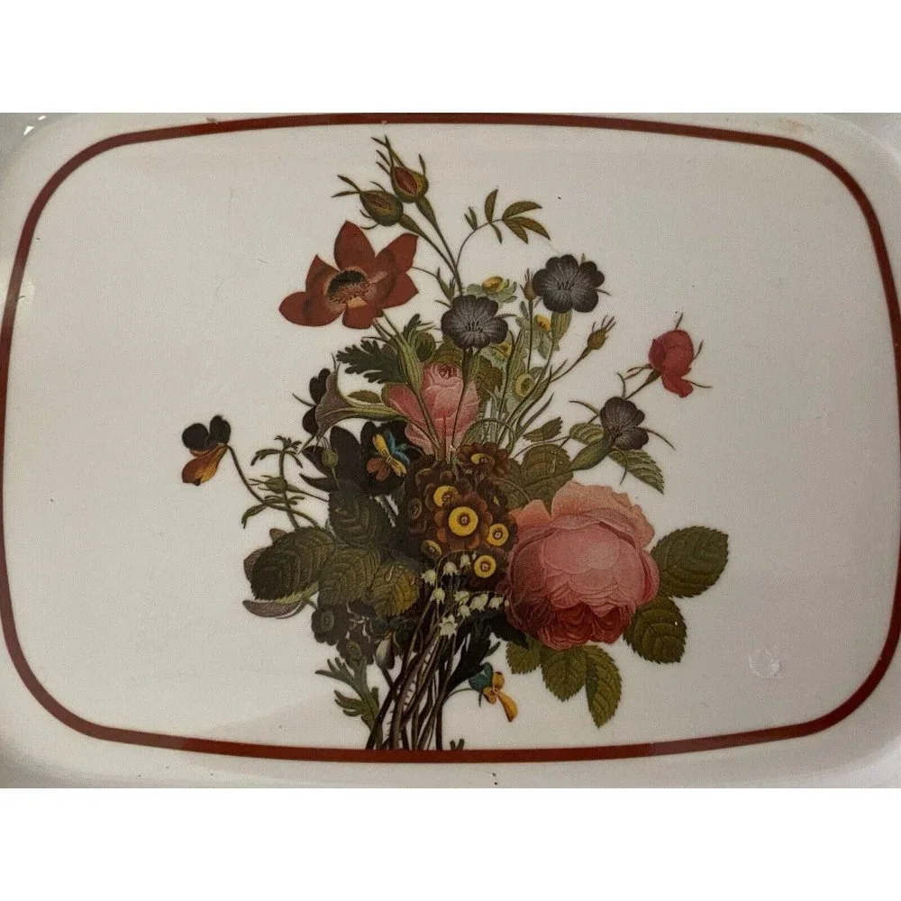 Unbranded vintage set