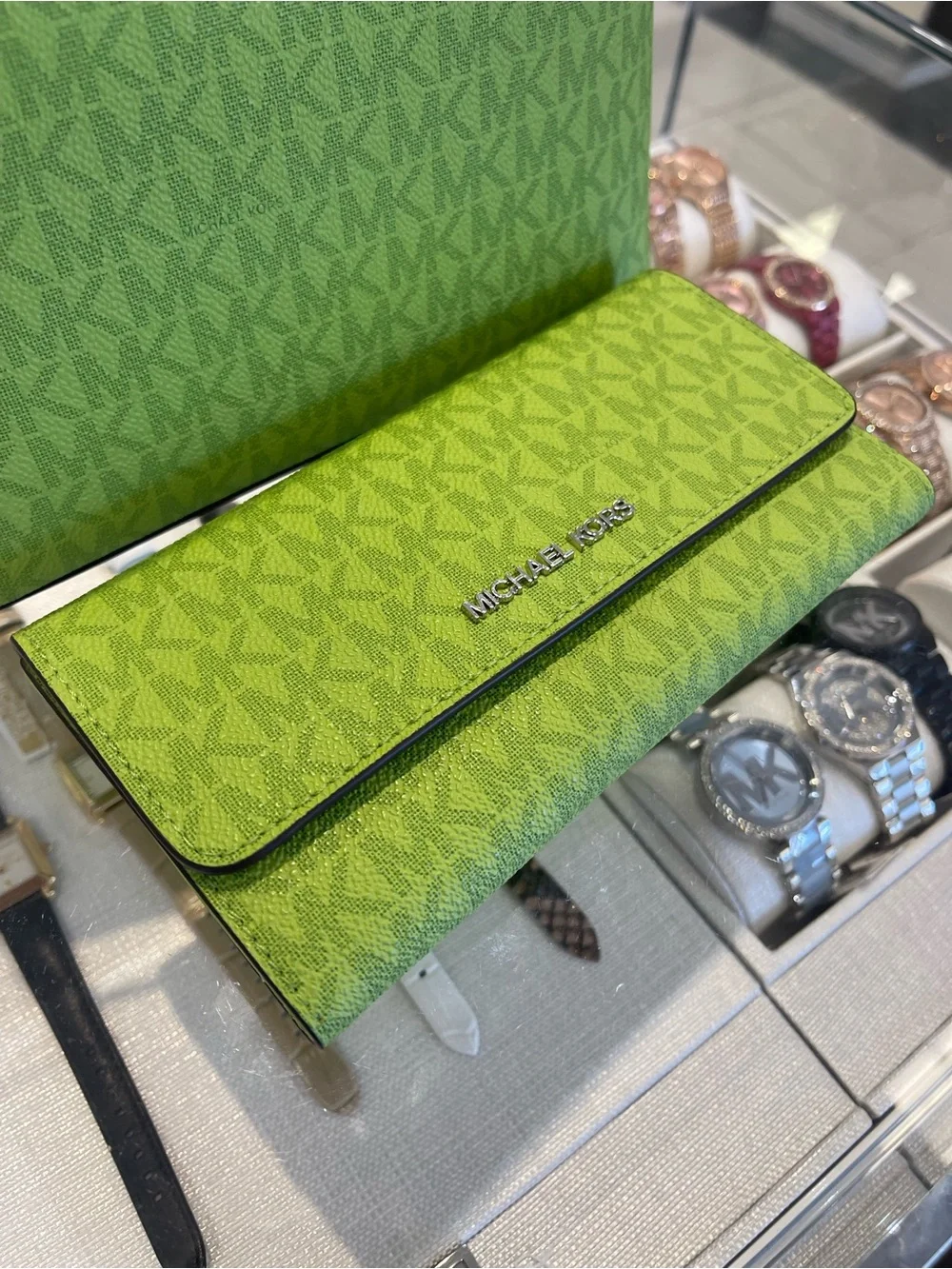 Michael KORS Jet Set Large Signature Logo Tri-Fold Wallet Trifold Lime NWT