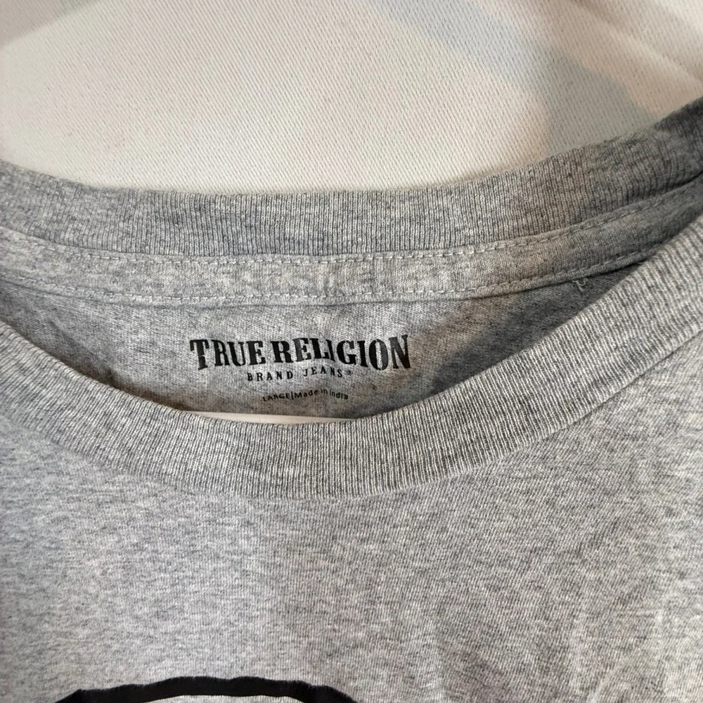 True Religion Buddha‎ Guitar Graphic T Shirt Mens Large Gray Short Sleeve Crew