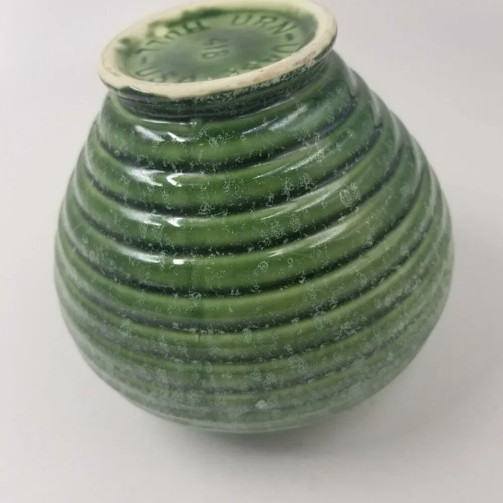 hull art pottery