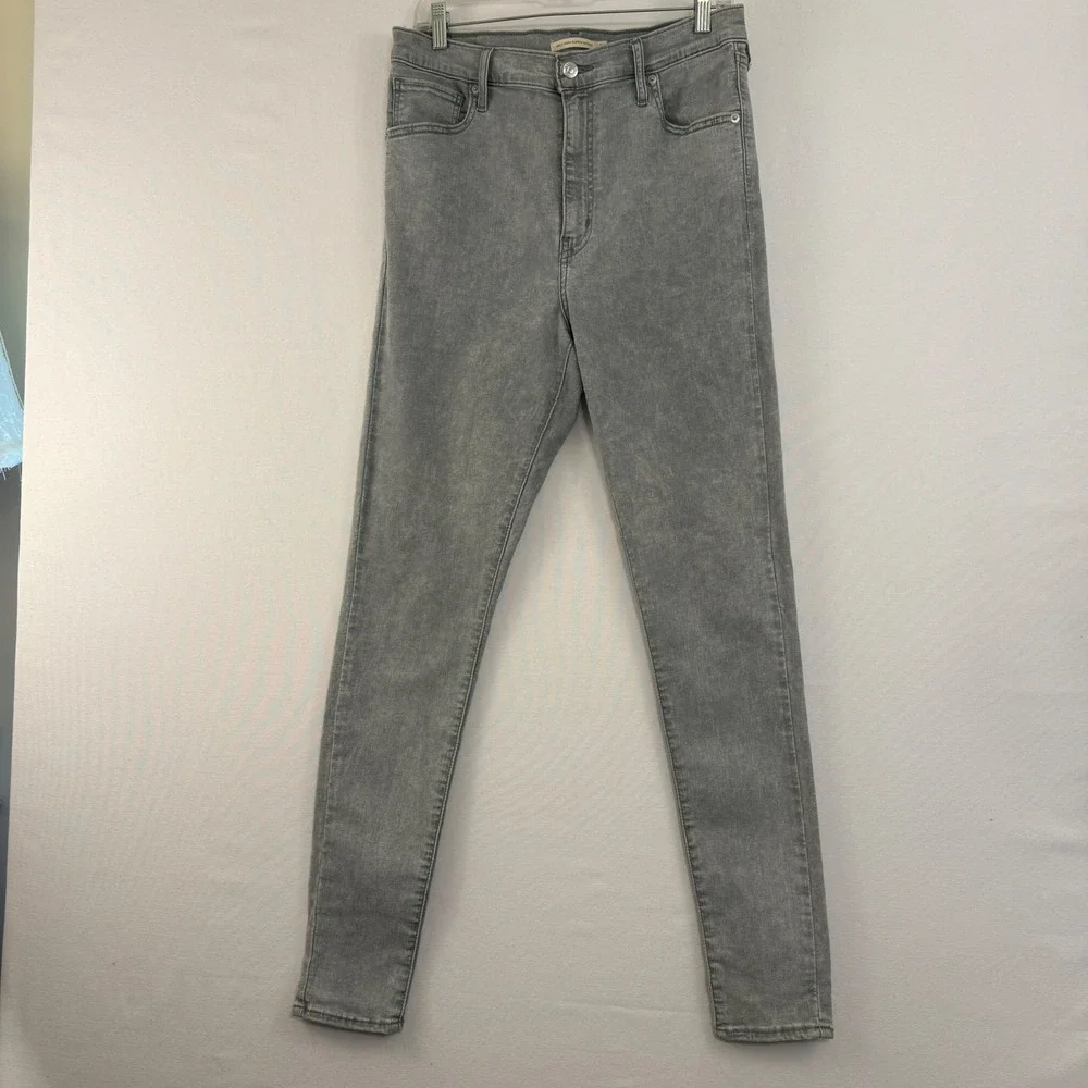 Levis screen vary versatile