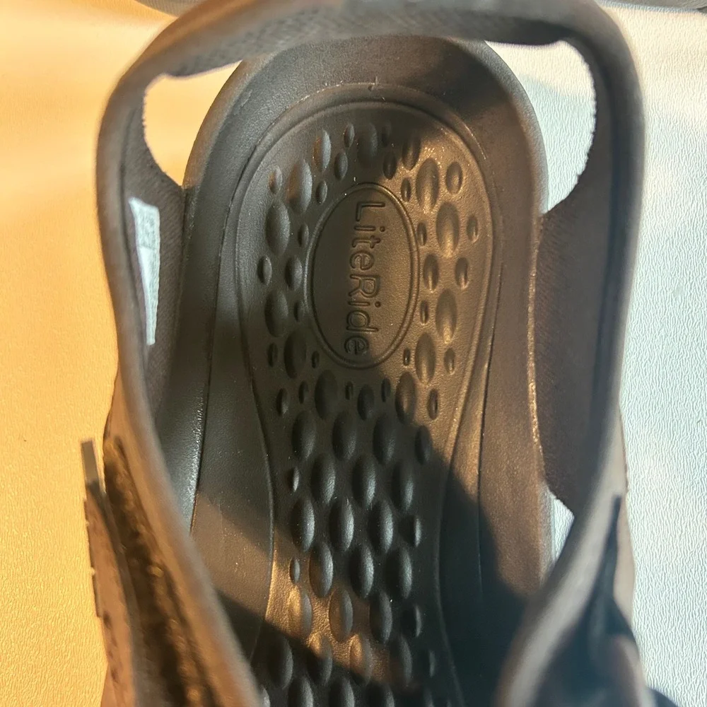 CROCS these swiftwater