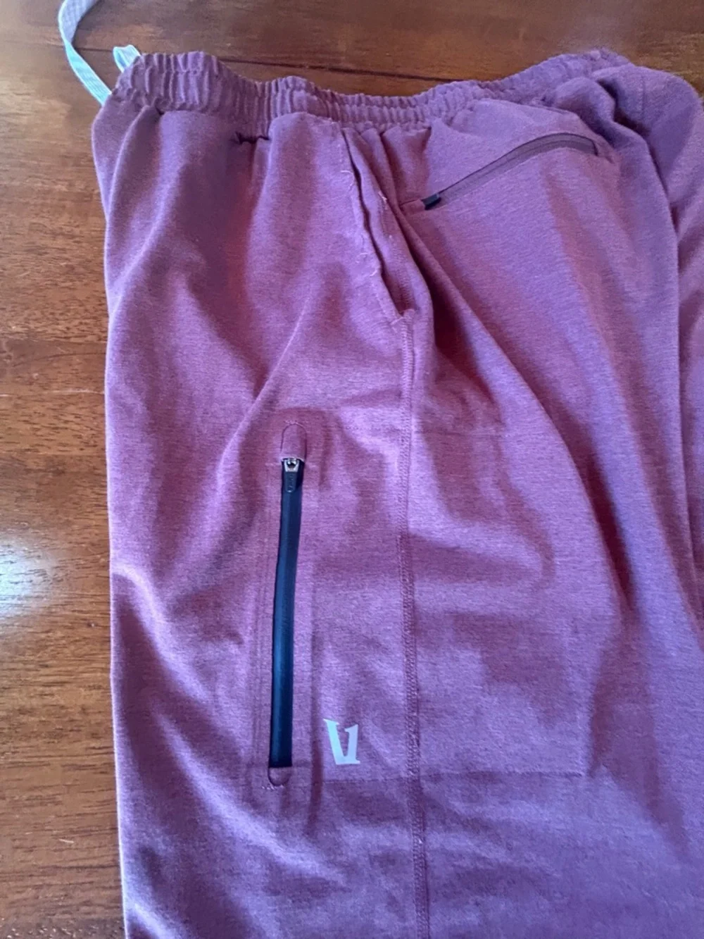 Vuori pants have