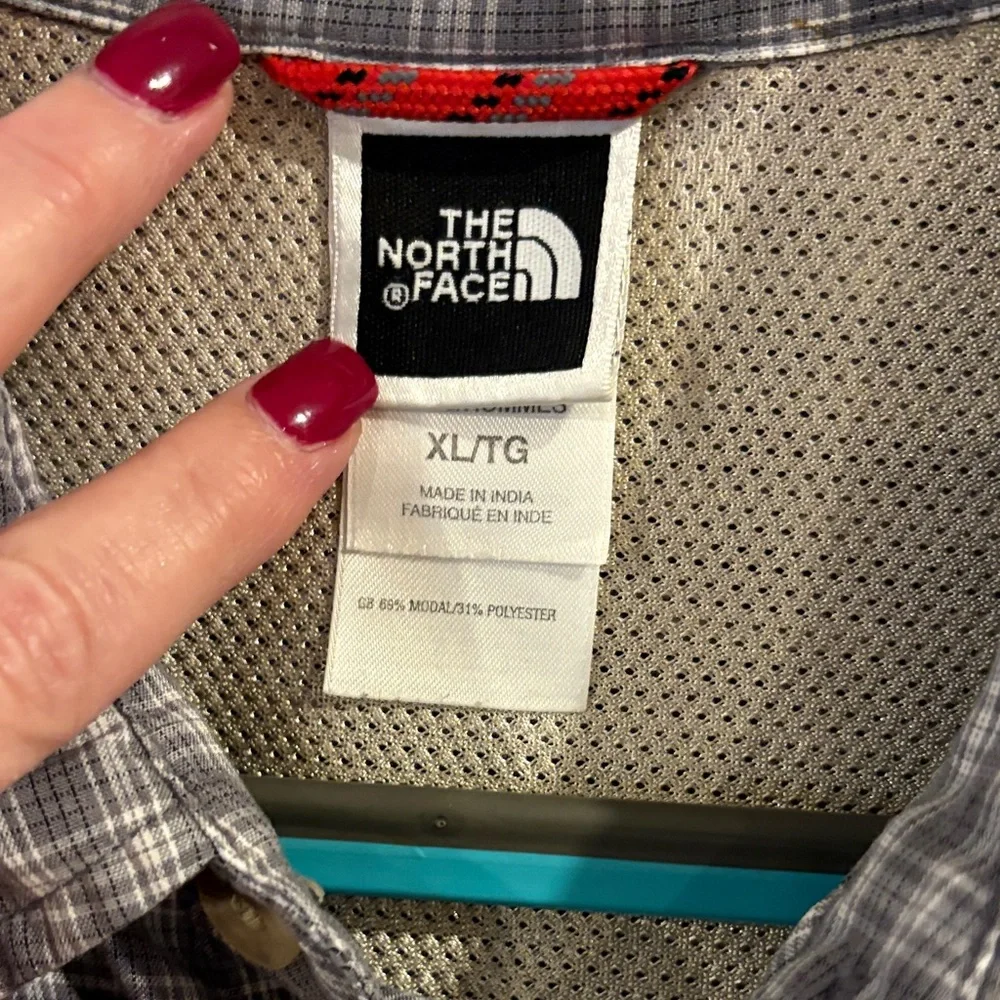The‎ North Face Men's Short Sleeve Button-Down Shirt size XL