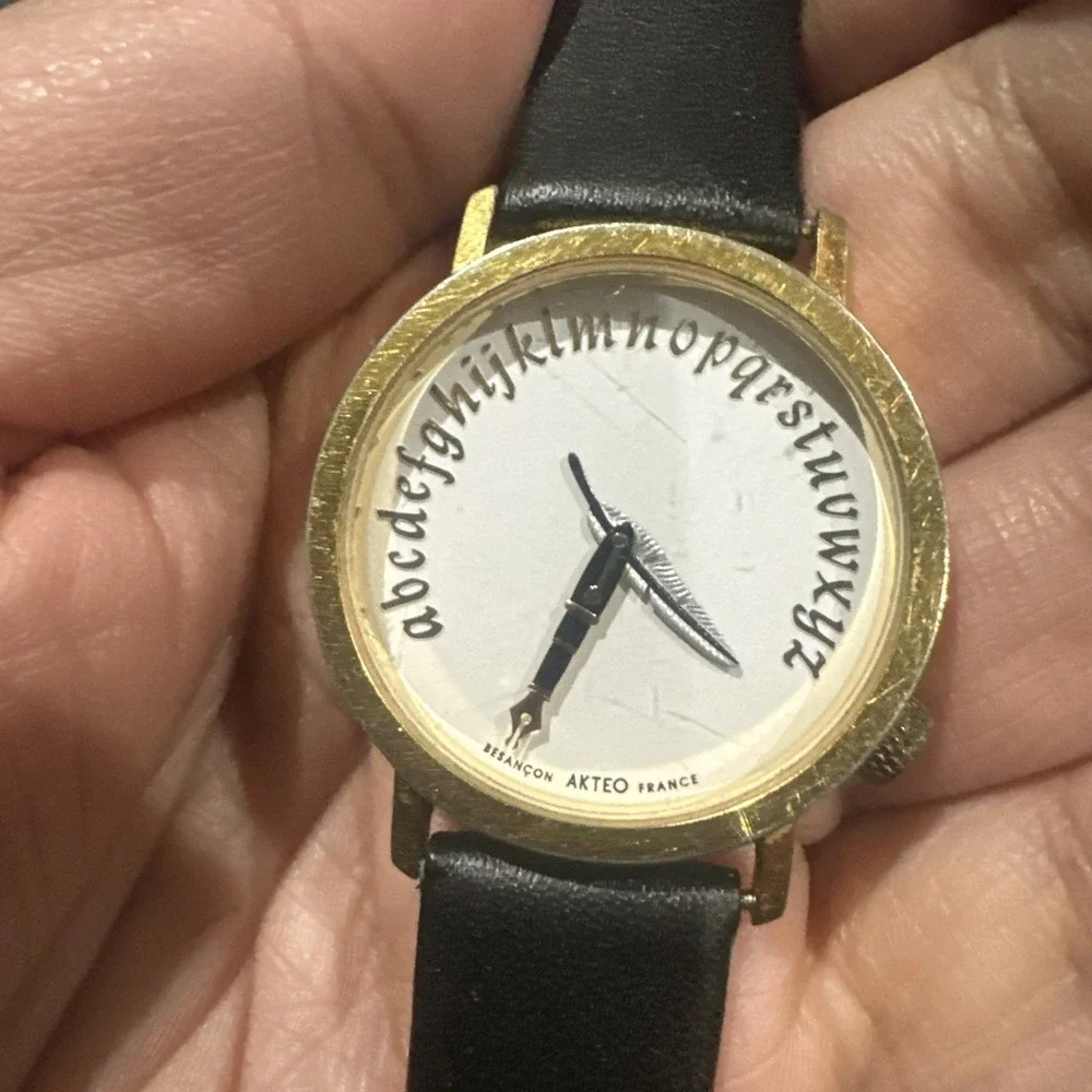 Working AKTEO Unisex Watch LITERATURE/LETTERS Feather & Pen 32mm New Black Strap