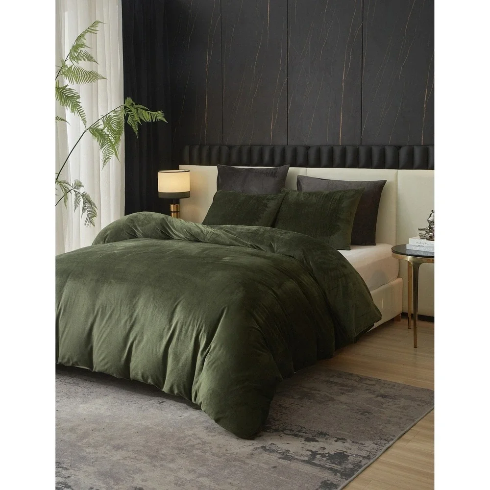 Zera Green 100% Velvet 5 piece Comforter Set King