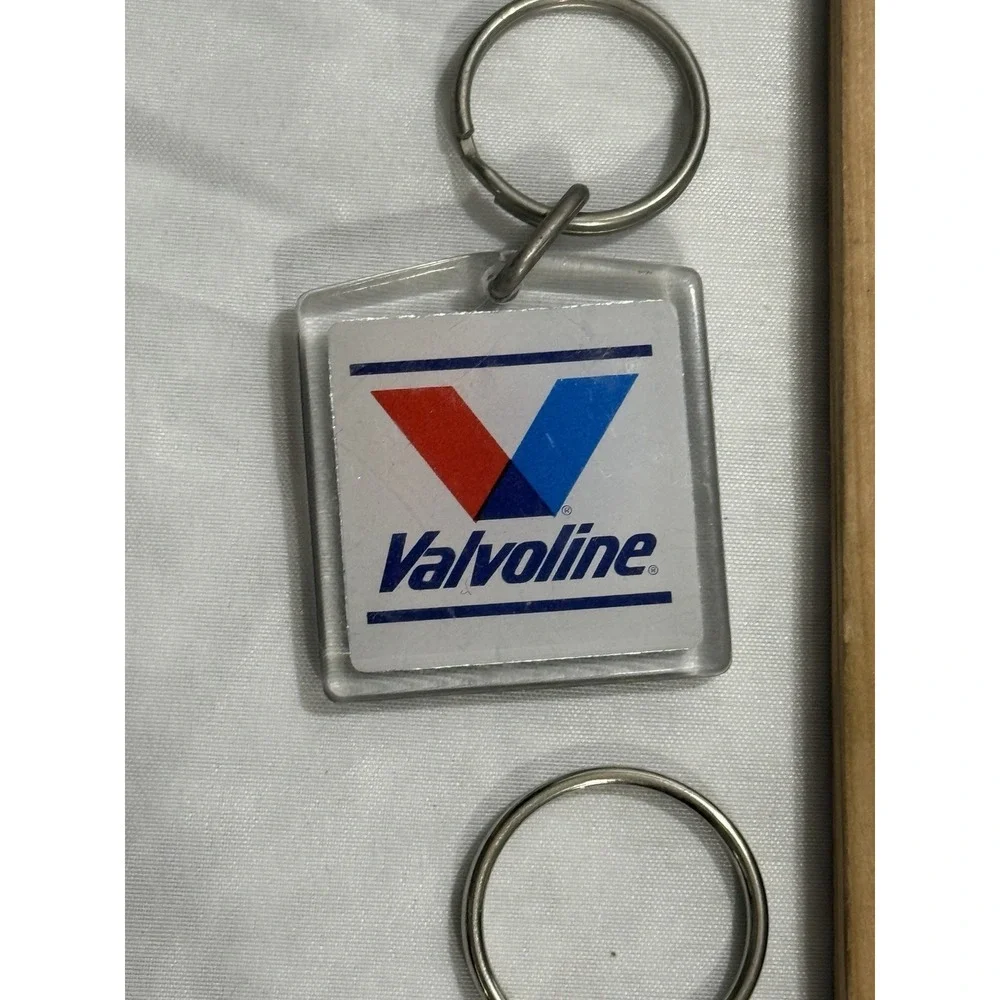 N/A lot keychains