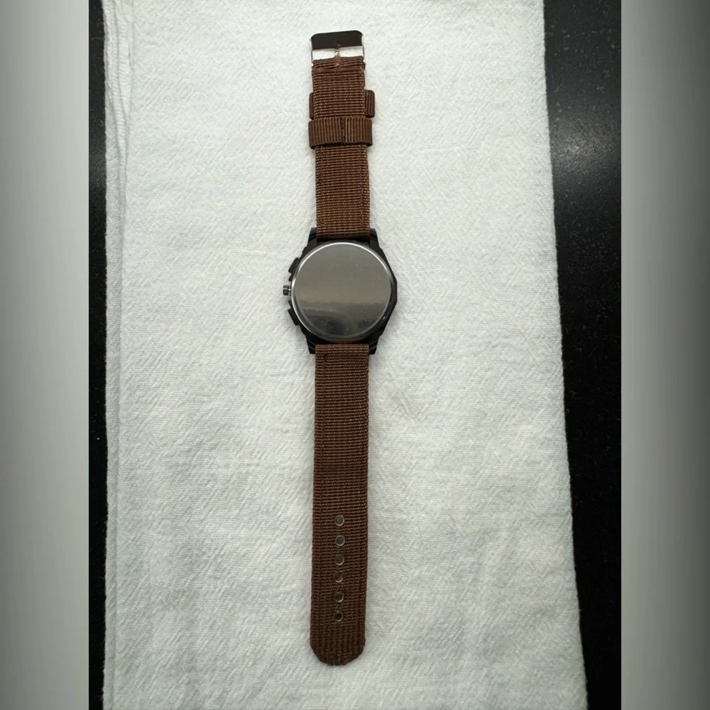 N/A men’s casual