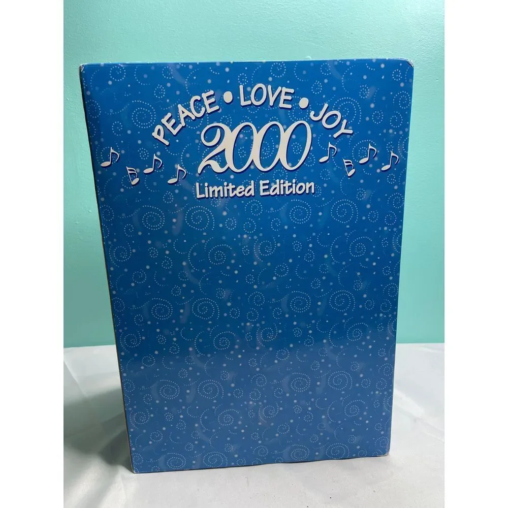 Cozy‎ Peace World 2000 Limited Edition Plush Toy