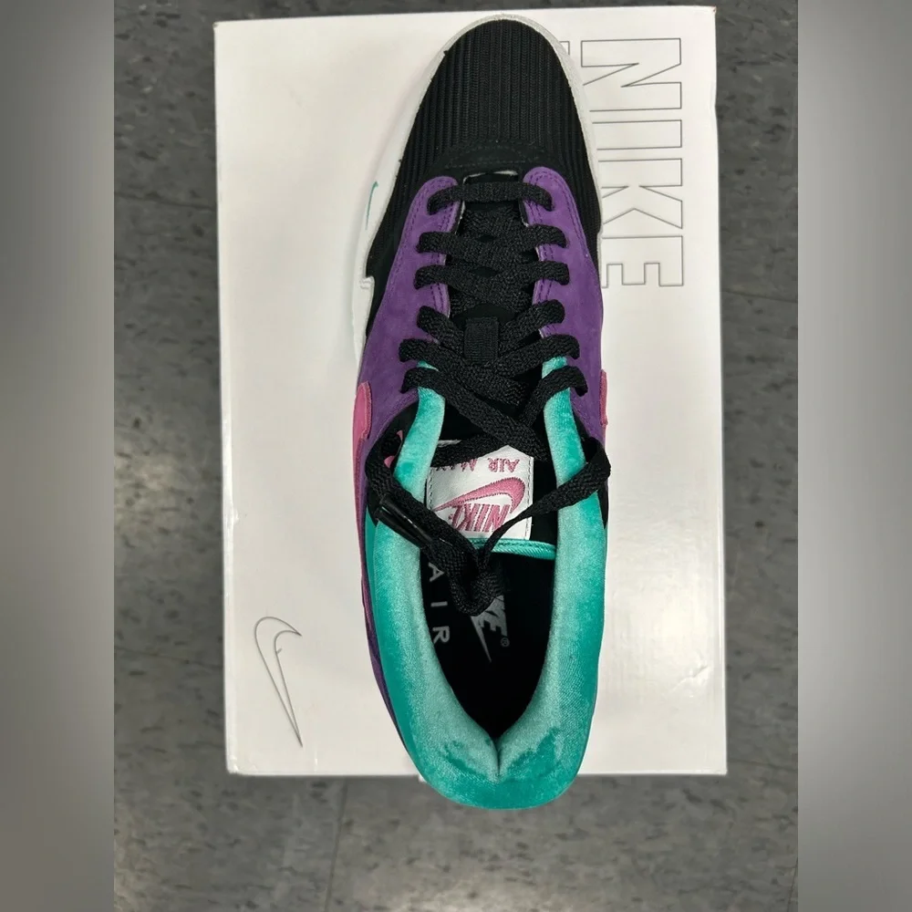 Nike materials premium