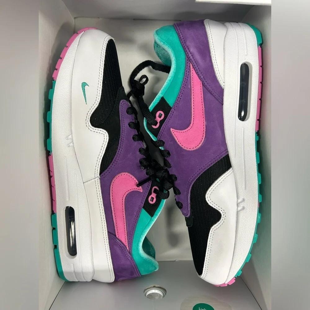 Nike materials premium