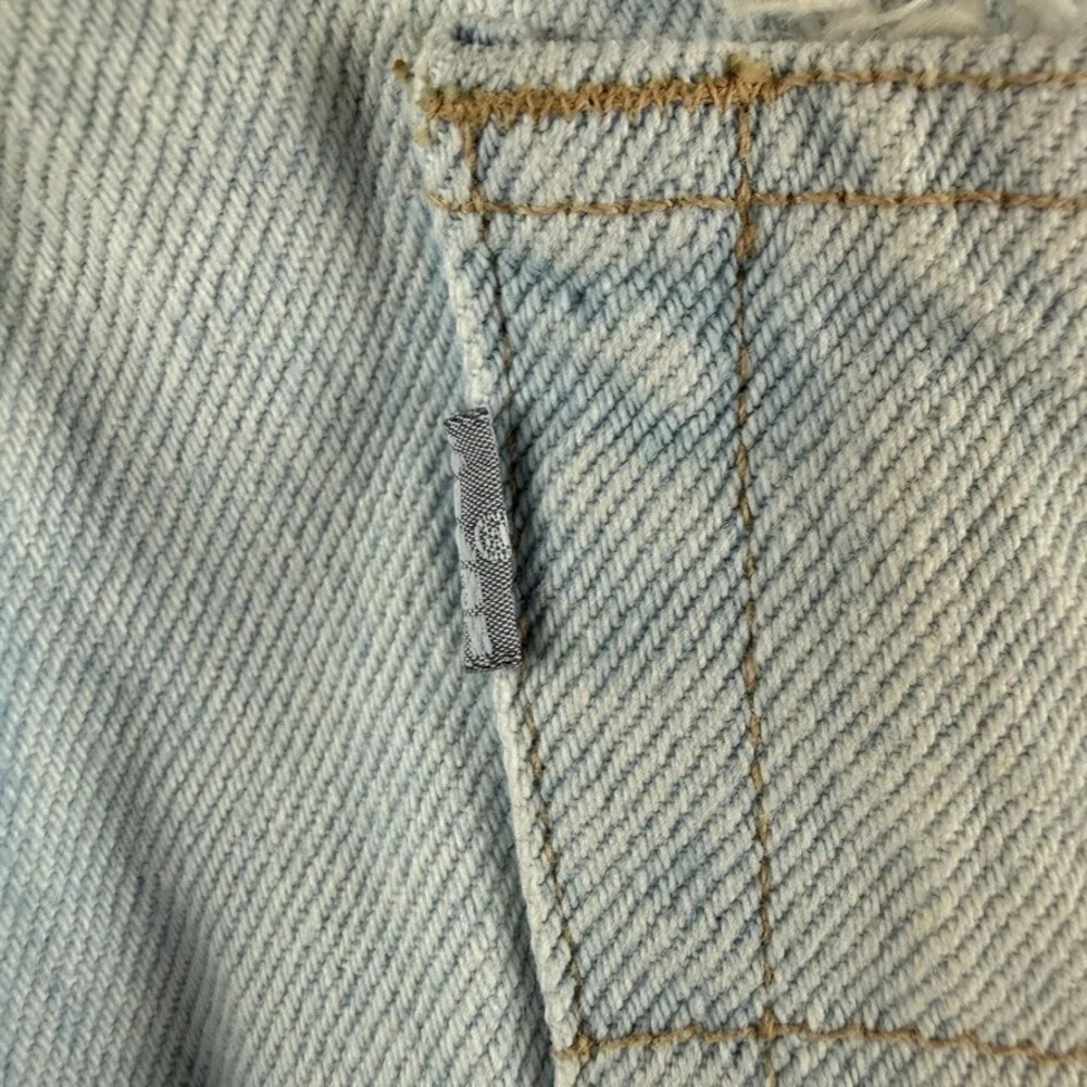 Levis item well