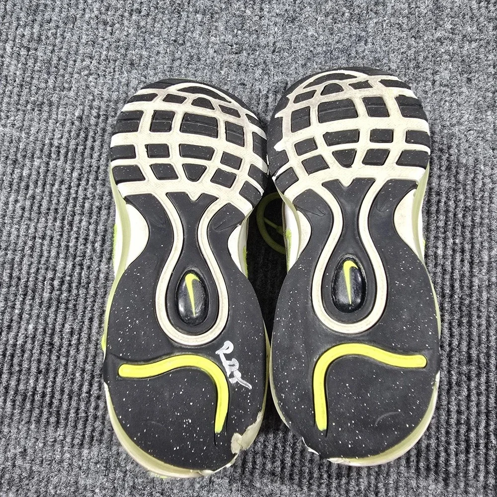 Nike shape lower
