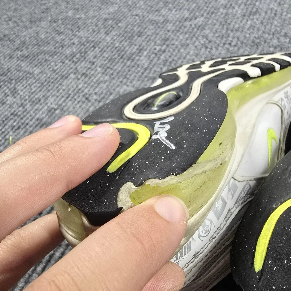 Nike midsoles wavy style