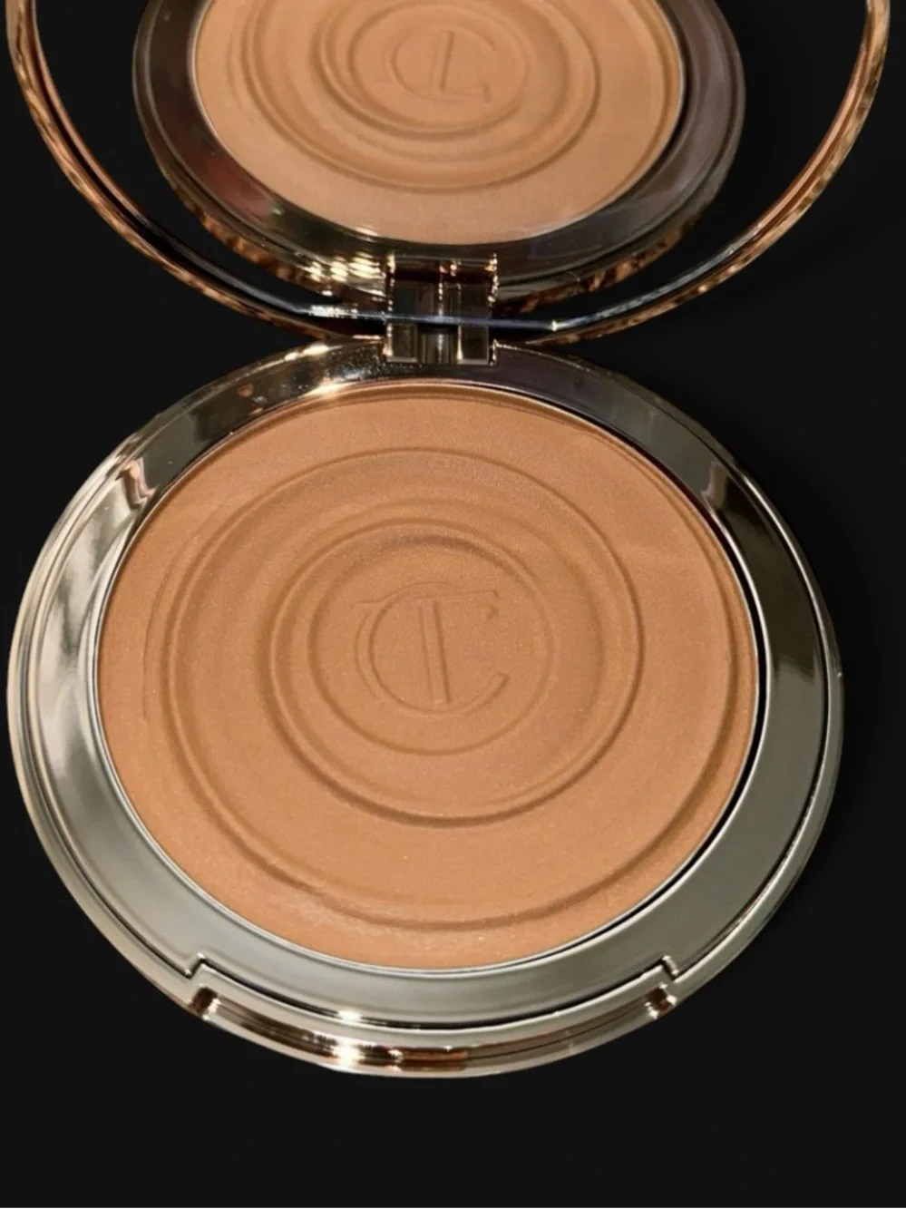 Charlotte Tilbury buildable bronzer