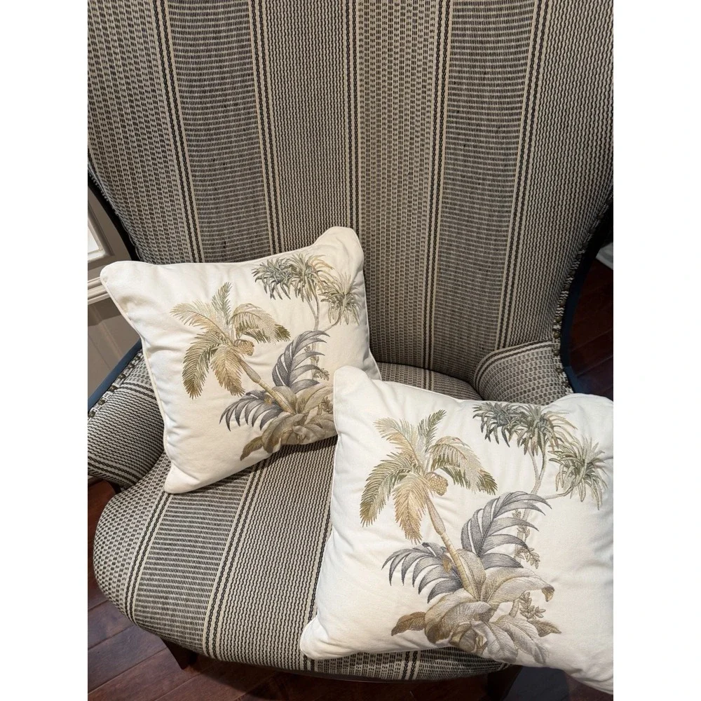 Tommy Bahama 17