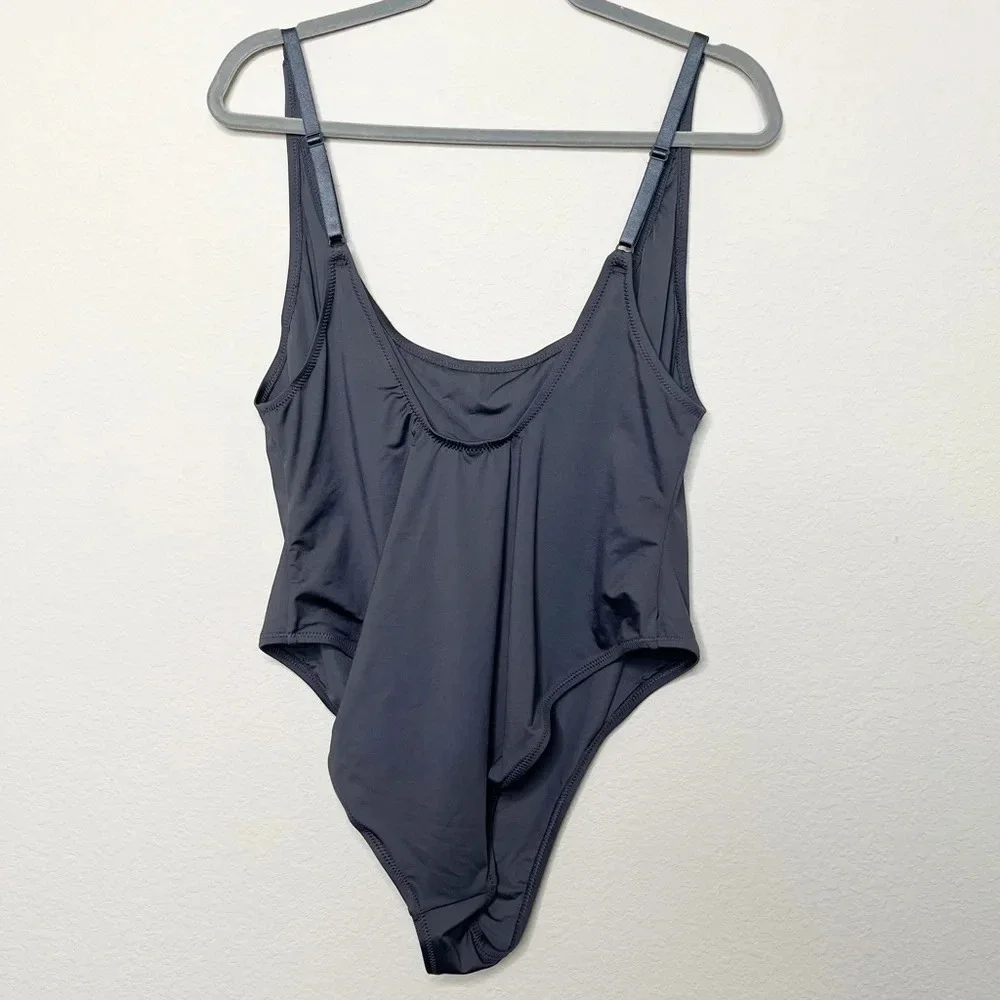 SKIMS swim scoop