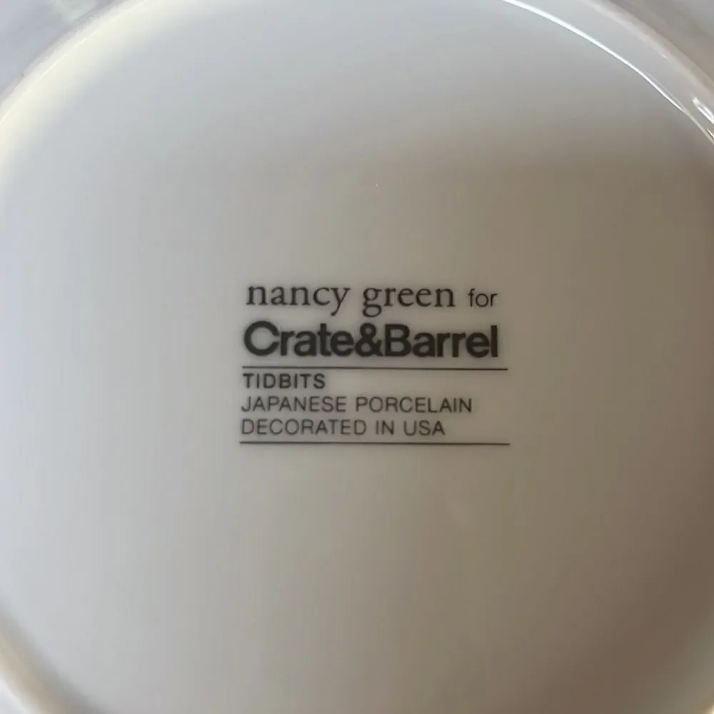 Crate&Barrel set tidbits