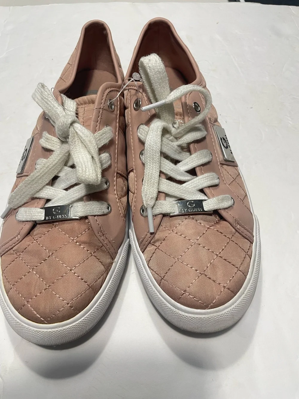 Guess low profile