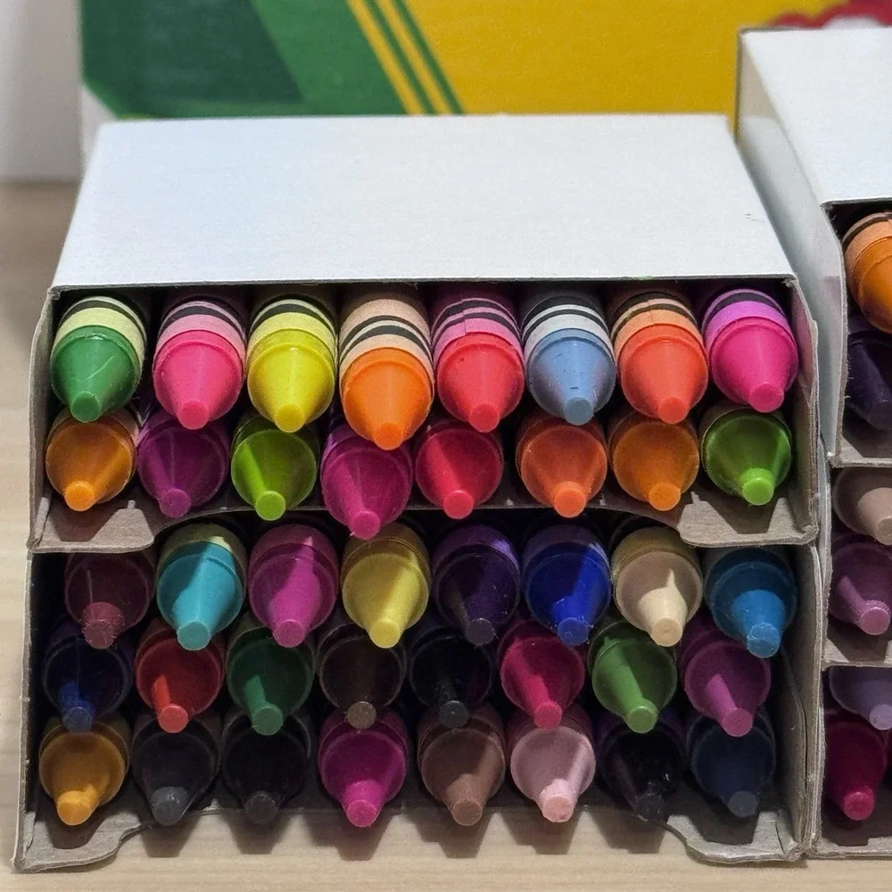 Crayola 120 crayon