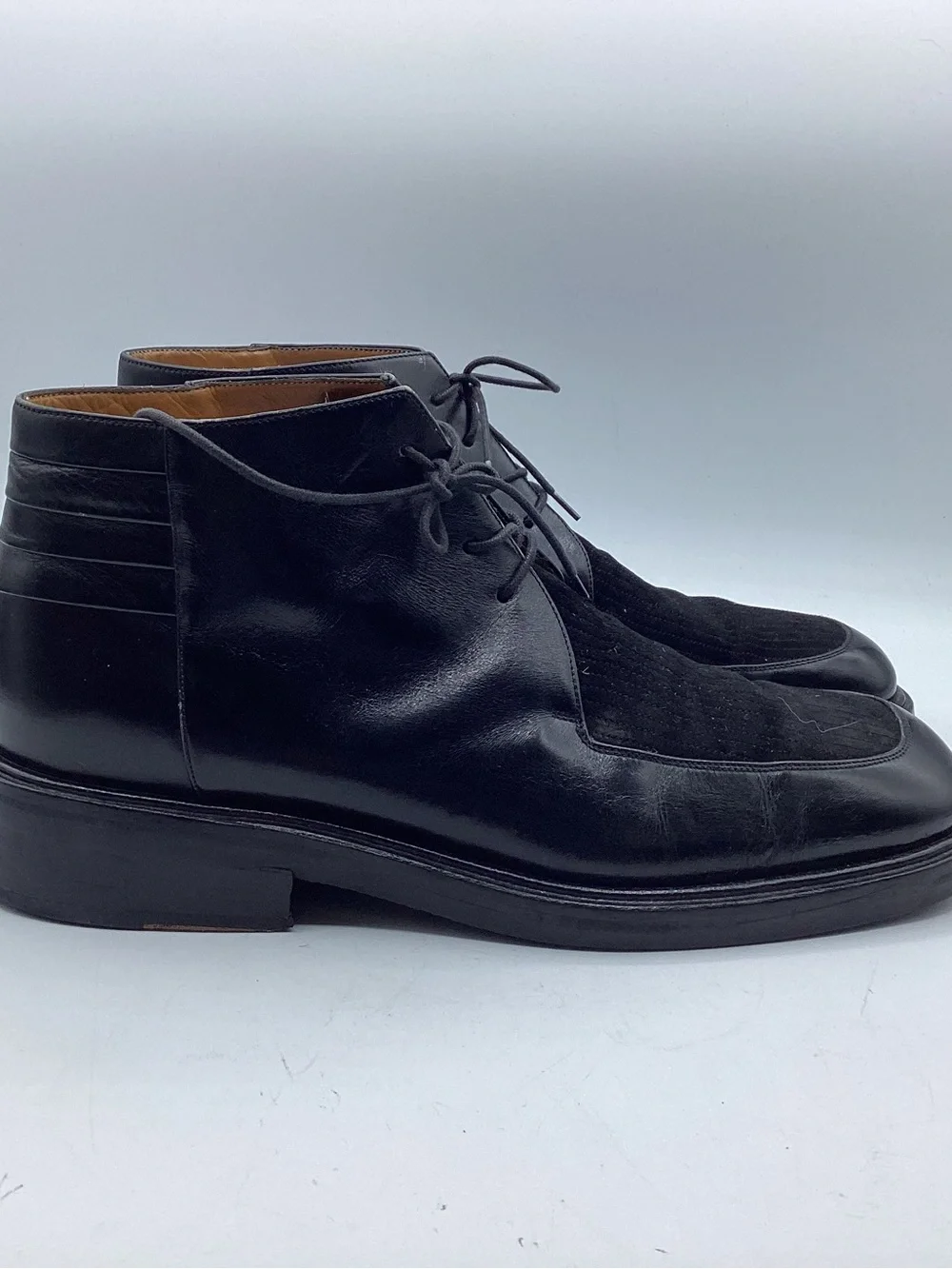 Mezlan Spain Men's Black Leather Mixed Media Square Toe Chukka Boots Size 9M⁠