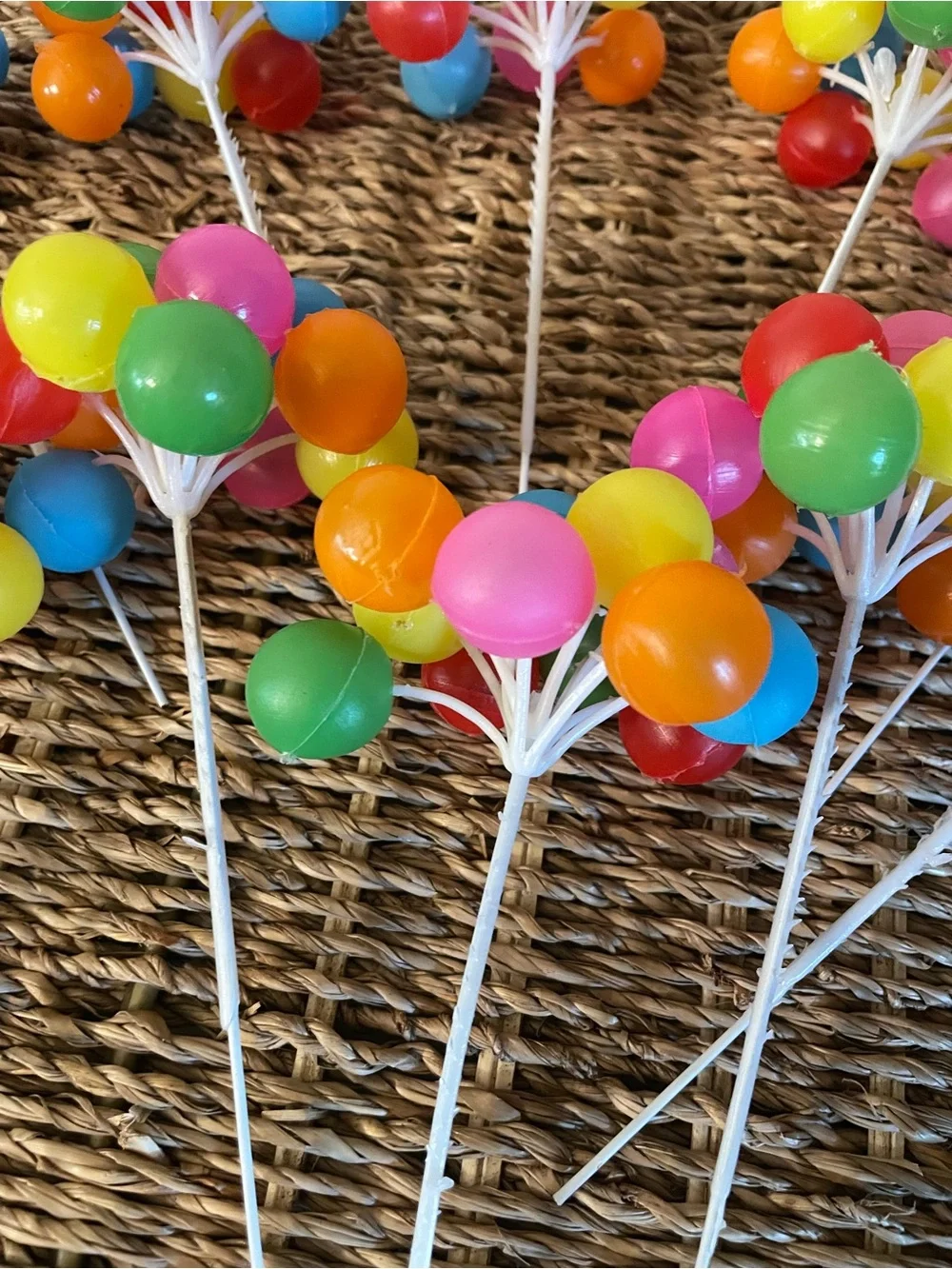 Vintage Balloon Bunch Cake Decorations set of 10!