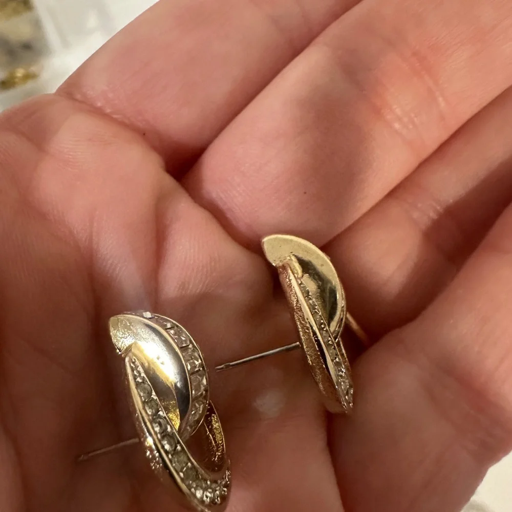 N/A these elegant