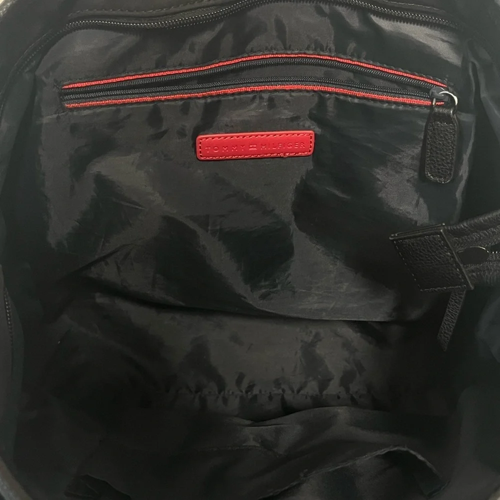 Tommy Hilfiger chic black