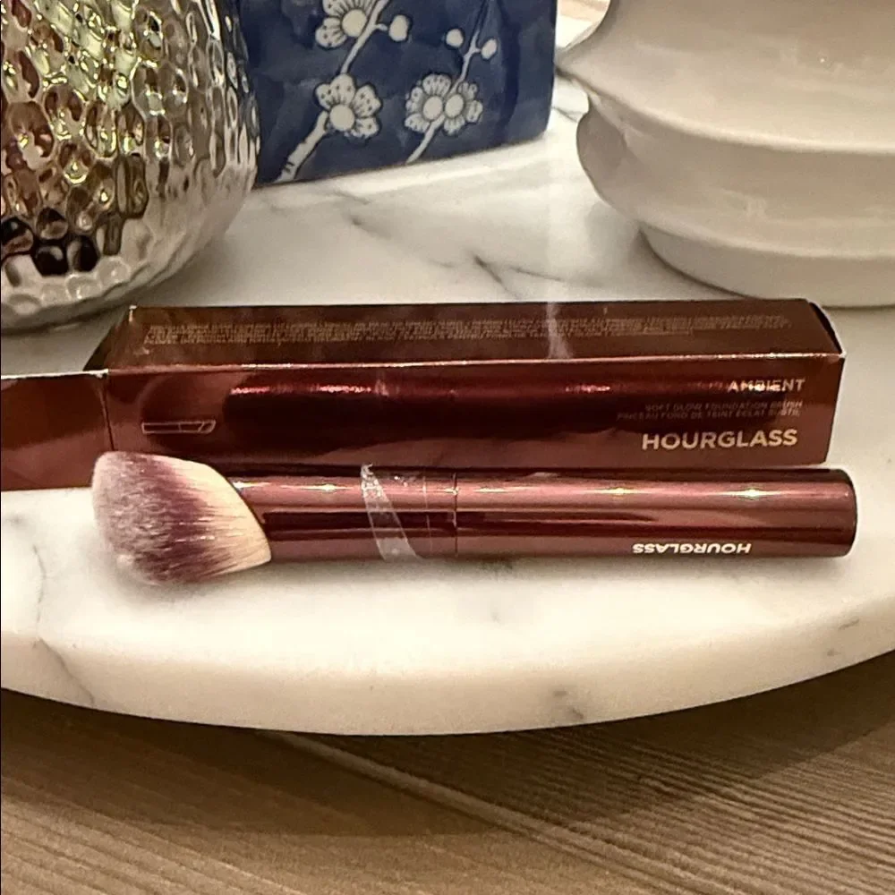 Hourglass new box