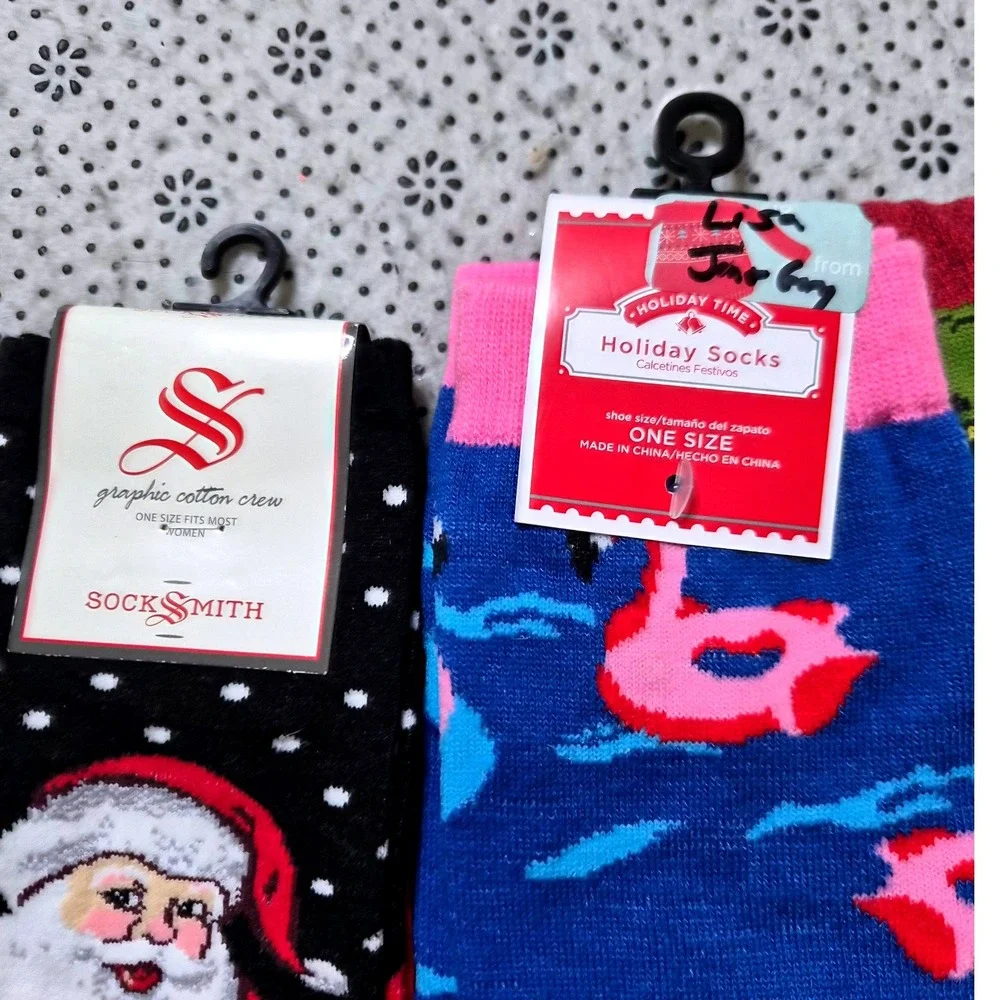NWT 3 Pairs Novelty Christmas Socks Santa Flamingo Grinch Adult‎ Crew