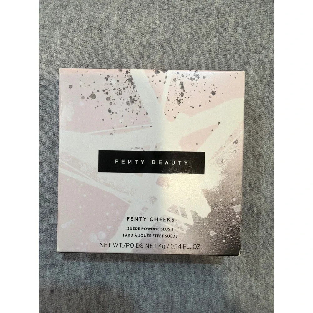 Fenty Beauty Cheeks Suede Powder Blush Just a Crush 13 4g‎ New In Box