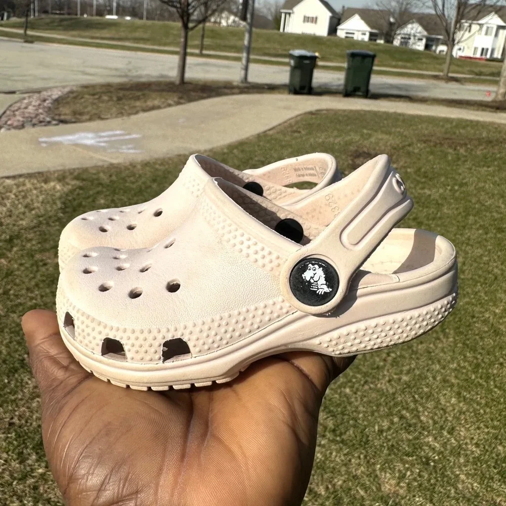 Crocs‎ Classic Kids Clogs Size 7 Sandals